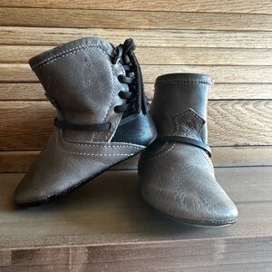 Freebird Baby Coal Boots